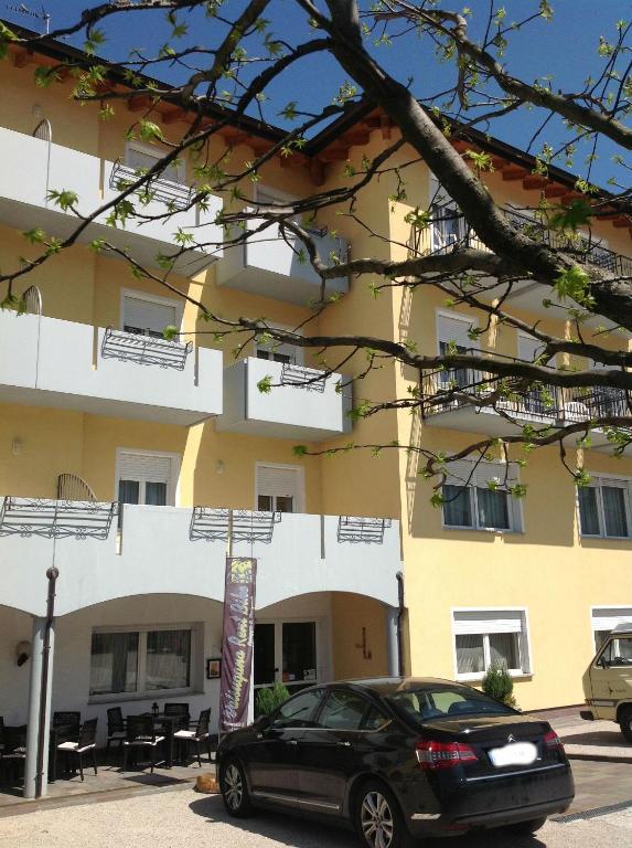 Hotel Daniela Levico Terme Eksteriør bilde