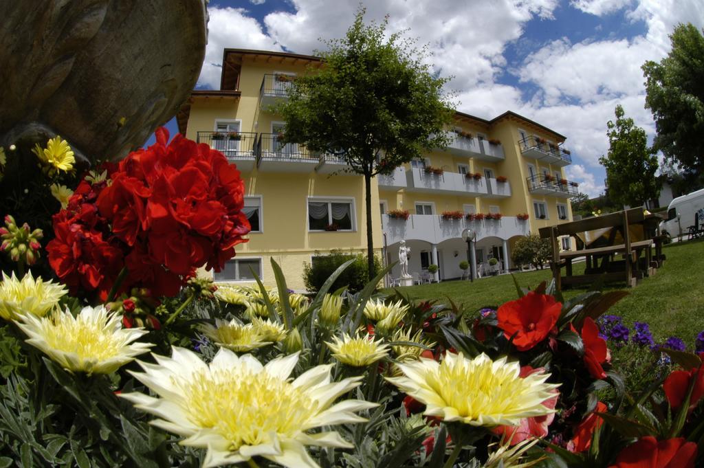 Hotel Daniela Levico Terme Eksteriør bilde