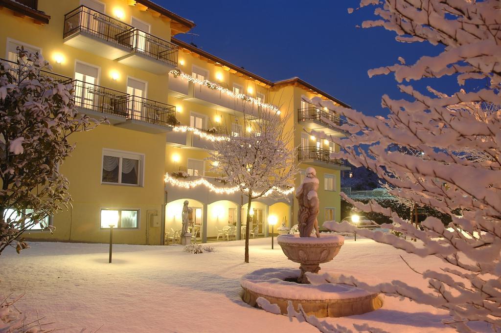 Hotel Daniela Levico Terme Eksteriør bilde